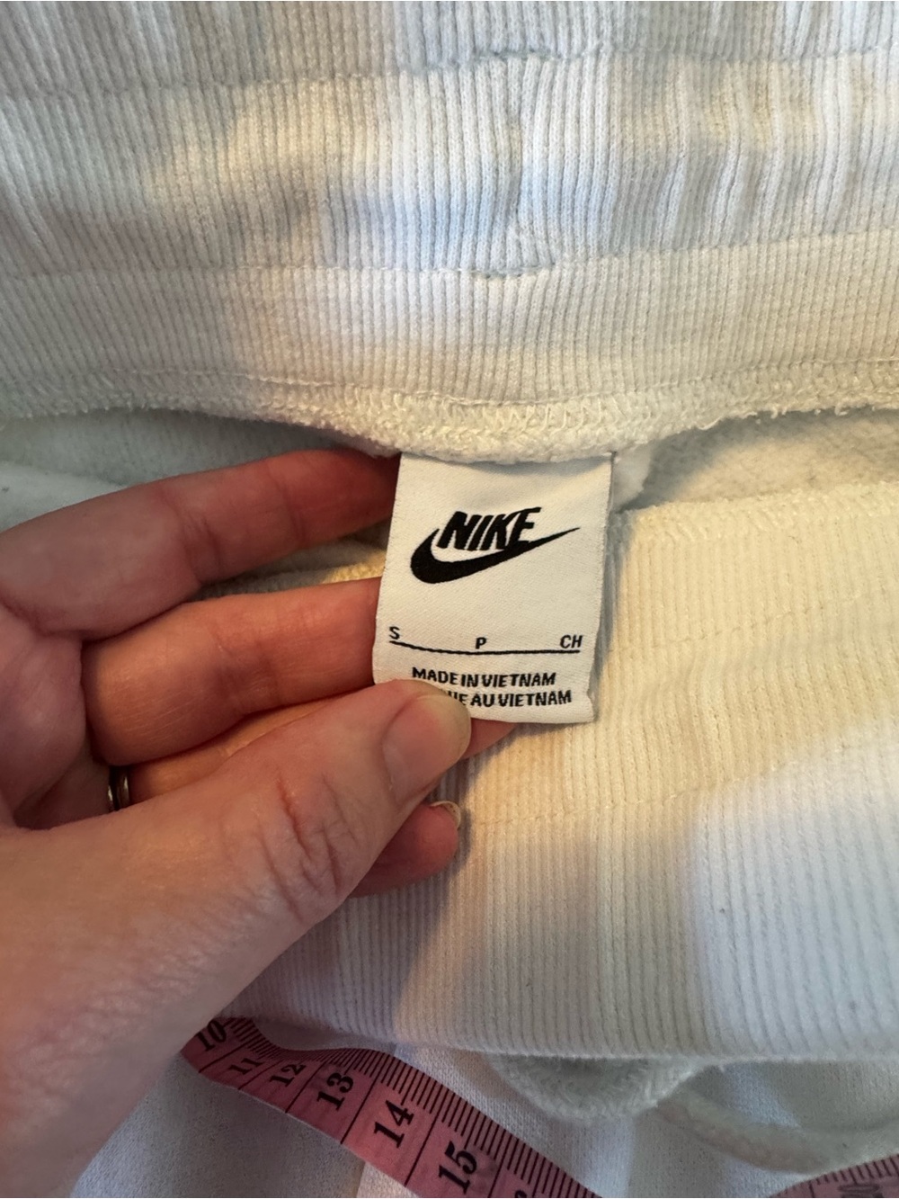 Nike Women’s size  S White Fleece Jogger Pants - Picture 4 of 5